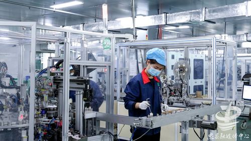 實力上榜！重慶這5個產業集群躋身“國家隊”，新材料技術研發引領產業升級