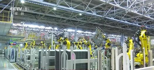 從點(diǎn)、線(xiàn)、面到群 新材料技術(shù)驅(qū)動(dòng)制造業(yè)轉(zhuǎn)型升級(jí)與蓬勃發(fā)展